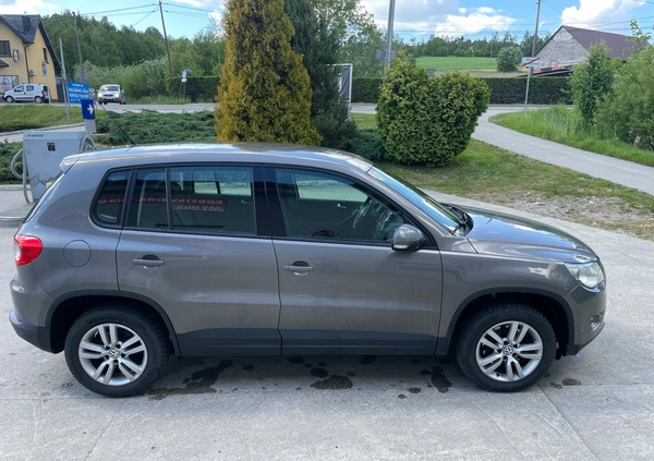Volkswagen Tiguan cena 38900 przebieg: 175000, rok produkcji 2010 z Mońki małe 352